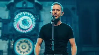 Husákovy děti 🤠 COUNTRY DANCE - Klíče na šňůrce, sídliště z panelů a teď jsme u kormidla