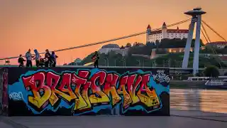 KRA KRA KRA! Krajská města SlovenSKA! Nauč se slovenská města rapem & SKA!